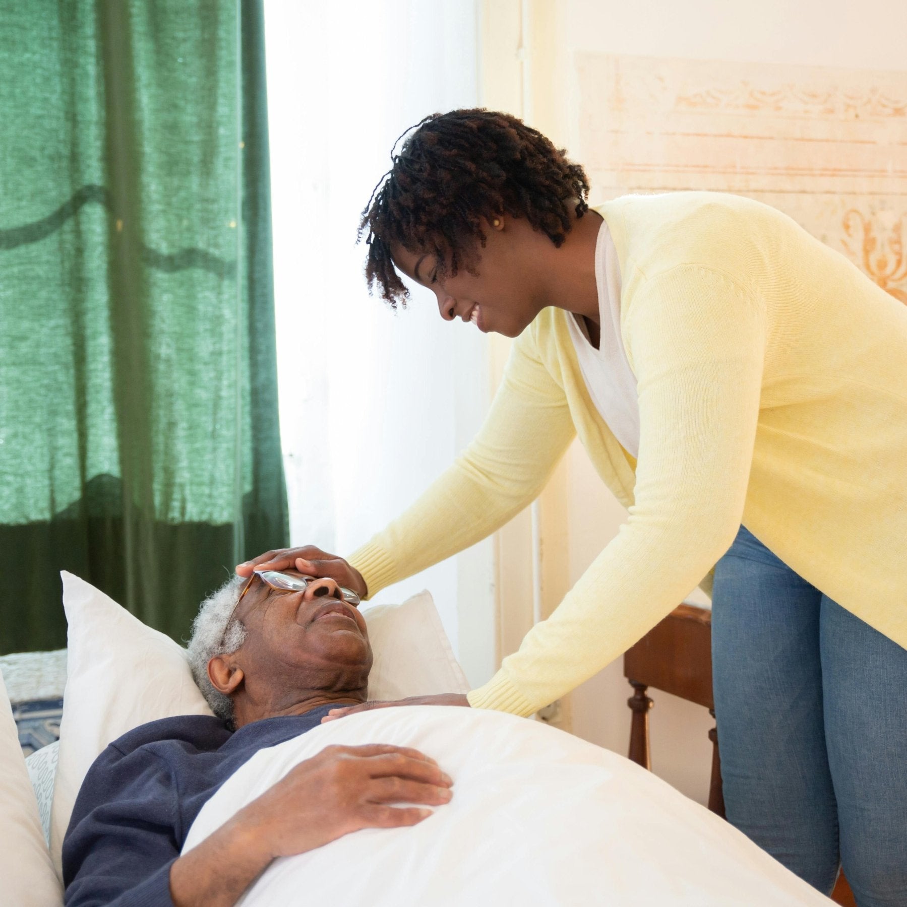Related Article - 10 Must-Have Helpful Gifts for Bedridden Adults and Seniors
