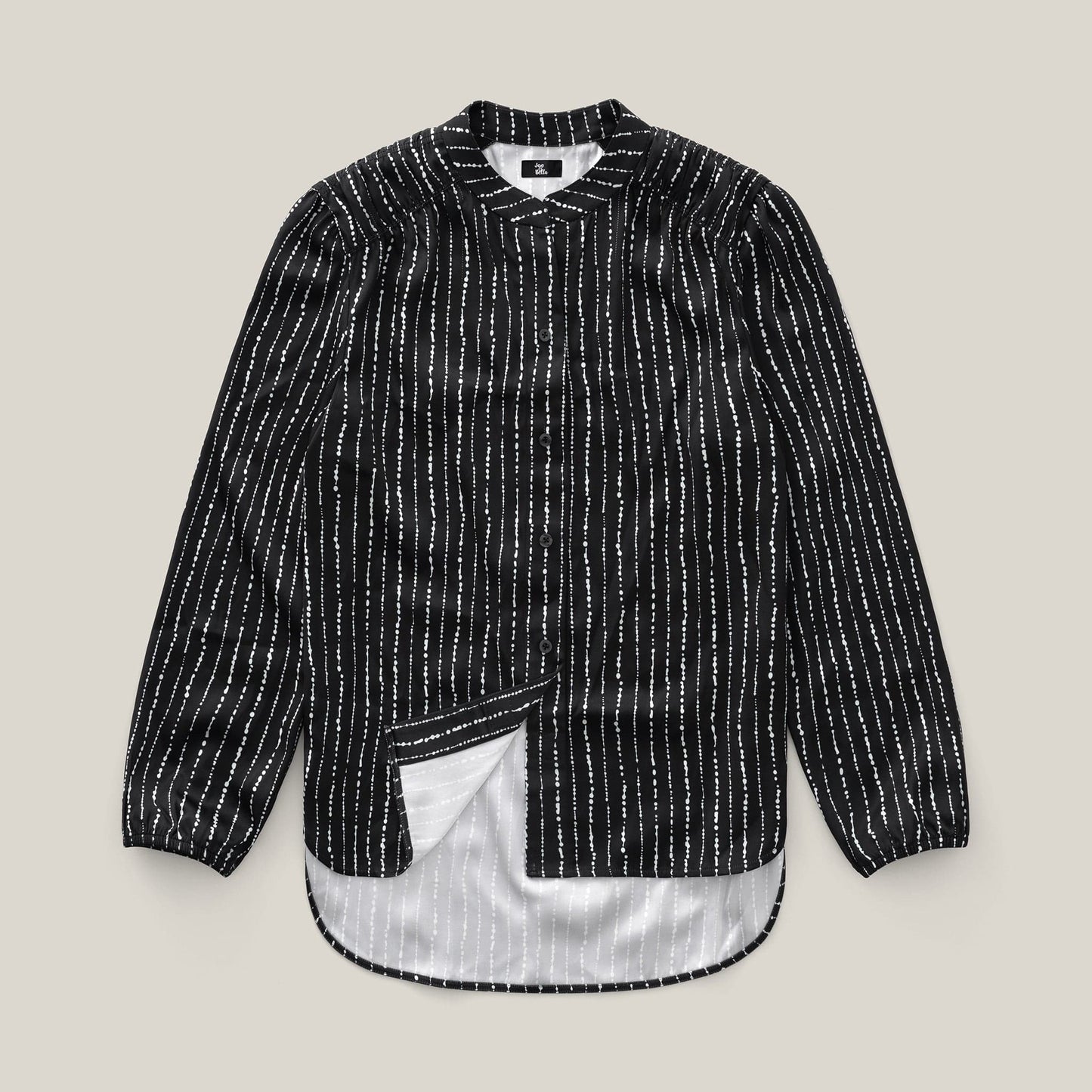 Joe & Bella Everyday Magnetic Button Blouse for Women #Black & White Geo