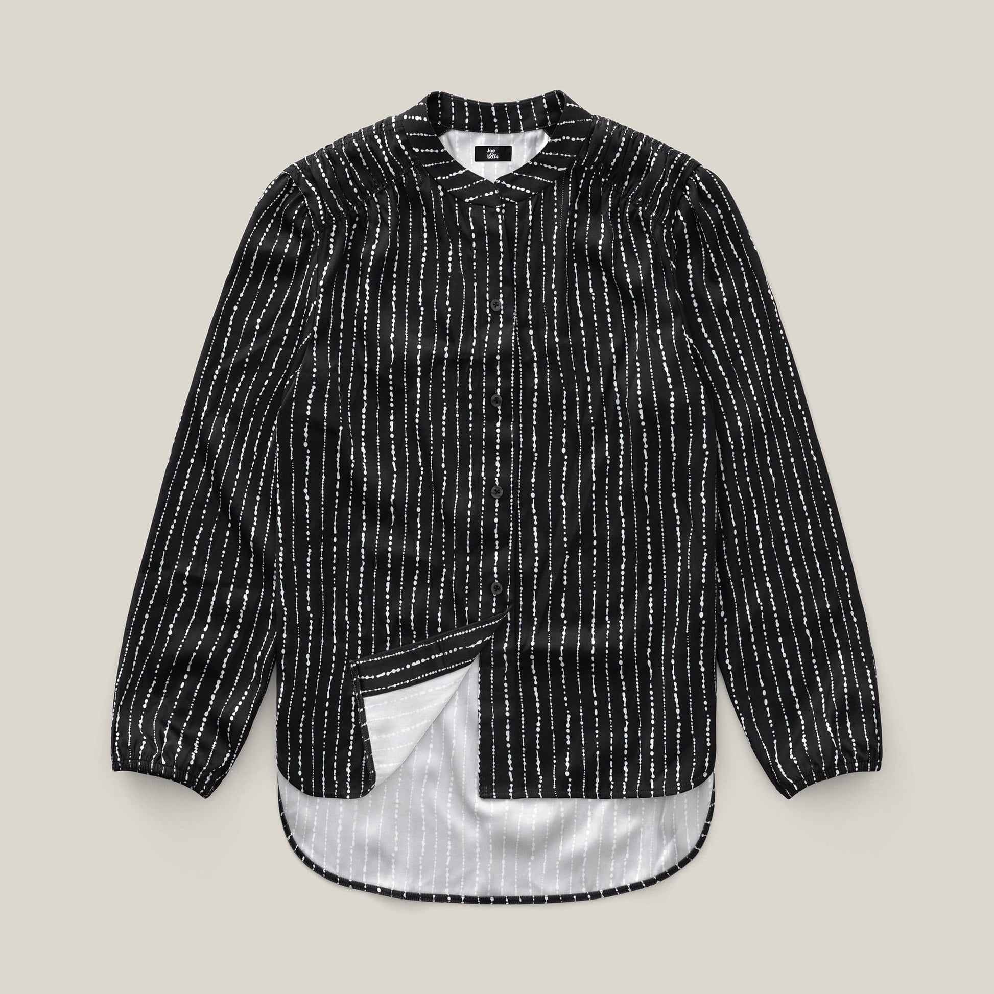 ["Joe & Bella Everyday Magnetic Button Blouse for Women ", "Black & White Geo"]