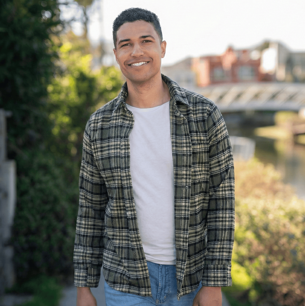 ["Joe & Bella Green Plaid / S Everyday Magnetic Flannel for Men ", "Green Plaid"]