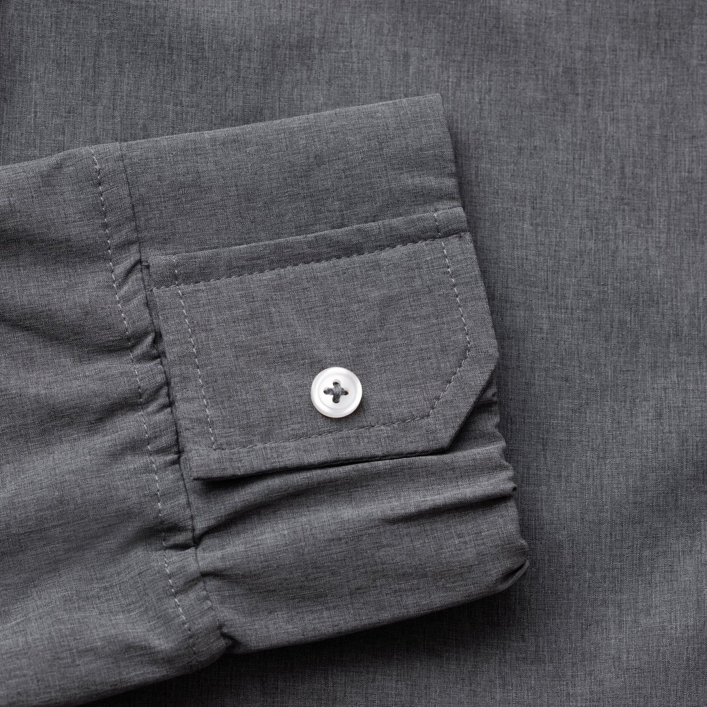 Everyday Magnetic Button-Down for Men