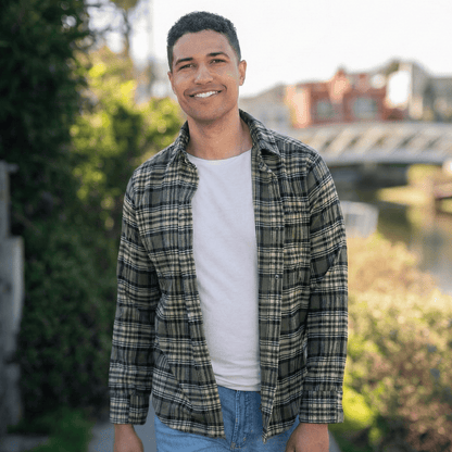 Joe & Bella Green Plaid / S Everyday Magnetic Flannel for Men #Green Plaid